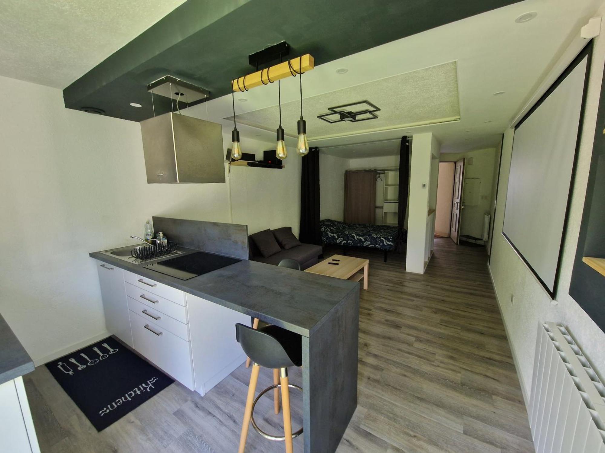 Logement Atypique & Parking Gratuit เฌ็กซ์ ภายนอก รูปภาพ